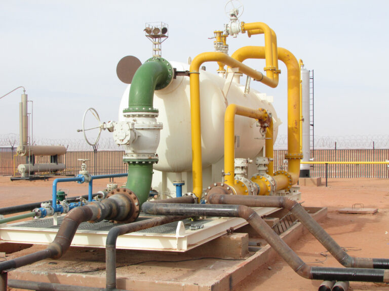 Commercial oil water separator